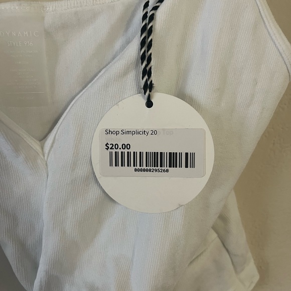 Boutique Shop Simply Summer Tank Top size ONE SIZE white - Picture 3 of 6